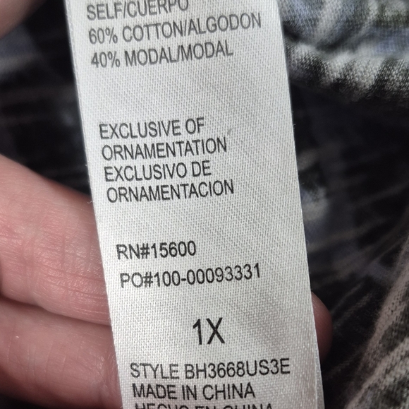 Democracy Light Blue With Green Cheetah Print Shirt Size 1X - Picture 4 of 6